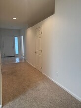 1025 Plumas court in Vacaville, CA - Building Photo - Building Photo