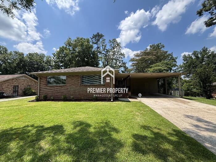 521 Ferndale Rd in Birmingham, AL - Building Photo
