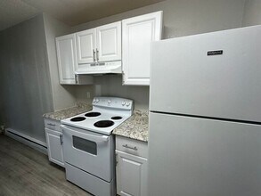 3913 Clear Acre Ln in Reno, NV - Building Photo - Building Photo
