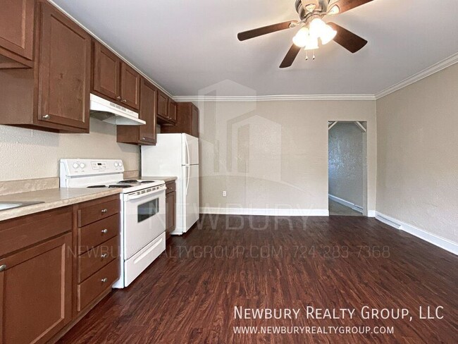 39 Hickory St in Butler, PA - Building Photo - Building Photo