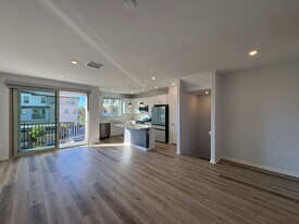 1846 Red Willow Wy in Oceanside, CA - Building Photo
