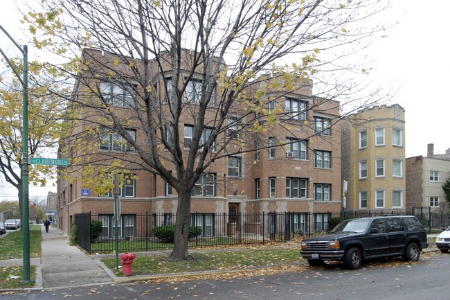 6300-6304 N Claremont Ave in Chicago, IL - Building Photo - Building Photo