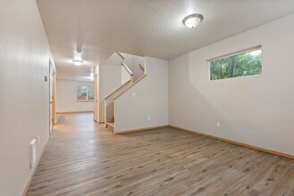 12606 SE Ramona St in Portland, OR - Building Photo - Building Photo