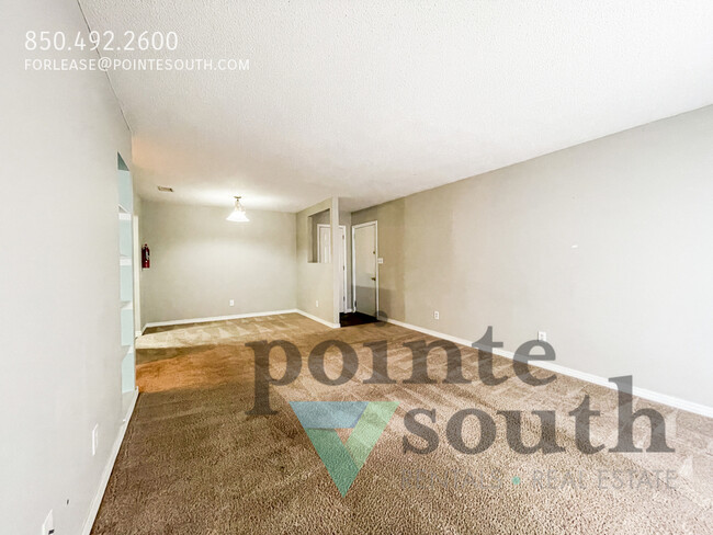 380 N Crow Rd, Unit B in Pensacola, FL - Building Photo - Building Photo