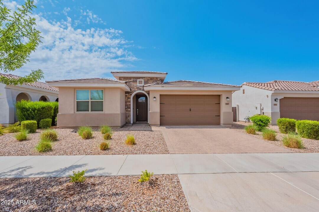 9807 E Research Ave in Mesa, AZ - Building Photo