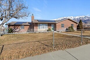 632 W 1600 N in Orem, UT - Building Photo