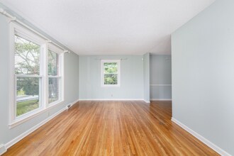 924 Saundersville Ferry Rd in Mount Juliet, TN - Building Photo - Building Photo