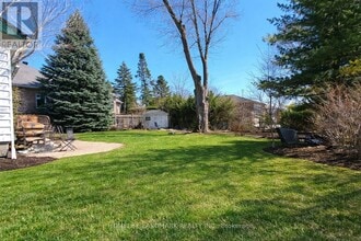 392 Elmwood Ave in Richmond Hill, ON - Building Photo - Building Photo