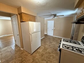 2630 Kennedy Dr in East Moline, IL - Building Photo - Building Photo