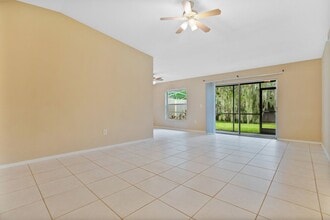 3121 Yorych Ln in Orlando, FL - Building Photo - Building Photo