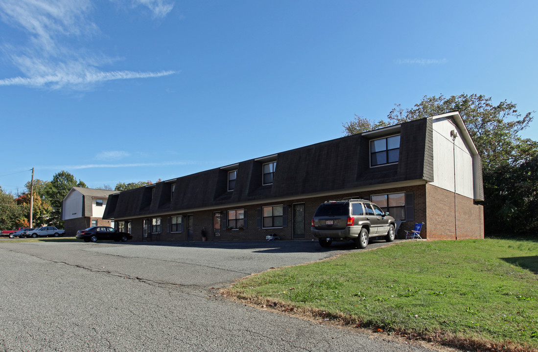 420 Salem St in Lexington, NC - Building Photo