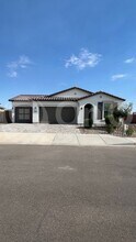 40305 W Agave Rd in Maricopa, AZ - Building Photo - Building Photo