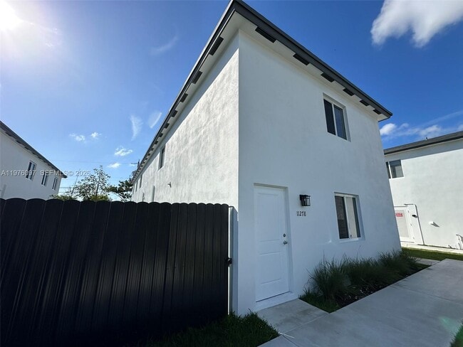 11288 SW 187th St in Miami, FL - Building Photo - Building Photo