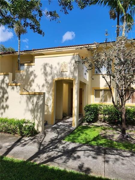 4775 SW 62nd Ave in Davie, FL - Building Photo - Building Photo