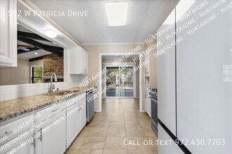 502 W Patricia Dr in Overton, TX - Building Photo - Building Photo