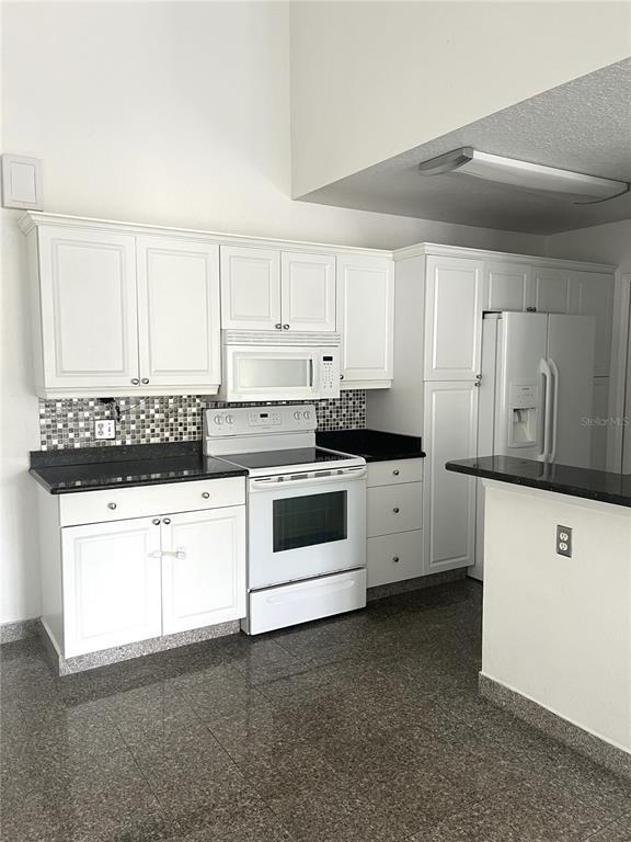 6524 Swissco Dr in Orlando, FL - Foto de edificio - Building Photo