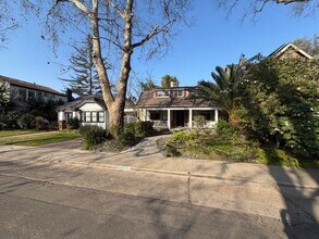 952 41st St in Sacramento, CA - Building Photo - Building Photo