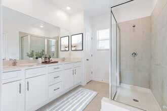 1477 Tristar Dr in Plant City, FL - Foto de edificio - Building Photo