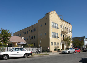 320 N Ardmore Ave Apartments