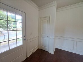 867 Pine Ln in Lawrenceville, GA - Building Photo - Building Photo