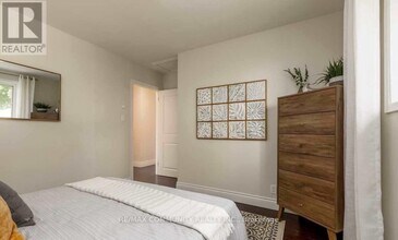 1356 Poprad Ave in Pickering, ON - Building Photo - Building Photo