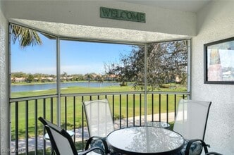 13030 Amberley Ct in Bonita Springs, FL - Foto de edificio - Building Photo