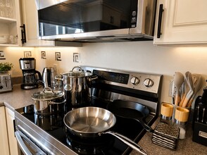 2338 Chesterfield Av in North Vancouver, BC - Building Photo - Building Photo