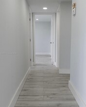 4174 Inverrary Dr, Unit 802 in Lauderhill, FL - Building Photo - Building Photo