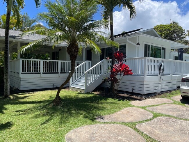 property at 1453 Aalapapa Dr