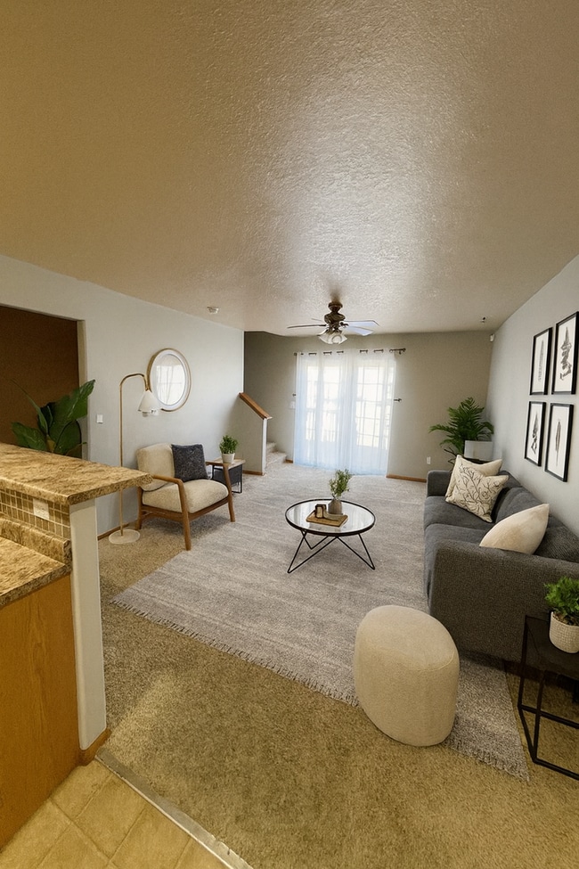 property at 1325 Creekside Ct