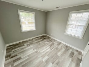 3585 Mayfair Ave in Memphis, TN - Building Photo - Building Photo