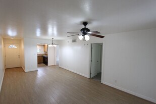 3200 S Litzler Dr in Flagstaff, AZ - Building Photo