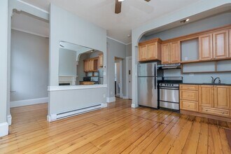 16 Cumberland St in Boston, MA - Building Photo - Building Photo
