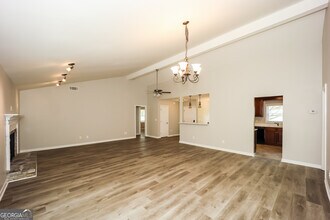 1815 Quailwood Dr in Stone Mountain, GA - Building Photo - Building Photo