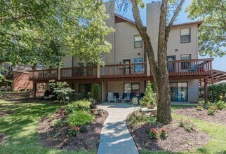 869 Forest Trace Dr in Chesterfield, MO - Building Photo - Building Photo