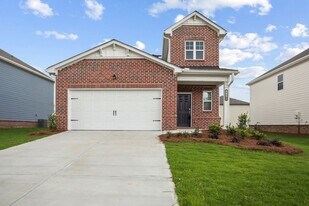 3853 Rustic Barn Wy in Loganville, GA - Building Photo