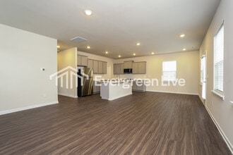 5561 Hydrangea St in Winston-Salem, NC - Building Photo - Building Photo