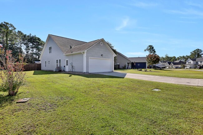 109 Penquin Pl in Hampstead, NC - Building Photo - Building Photo