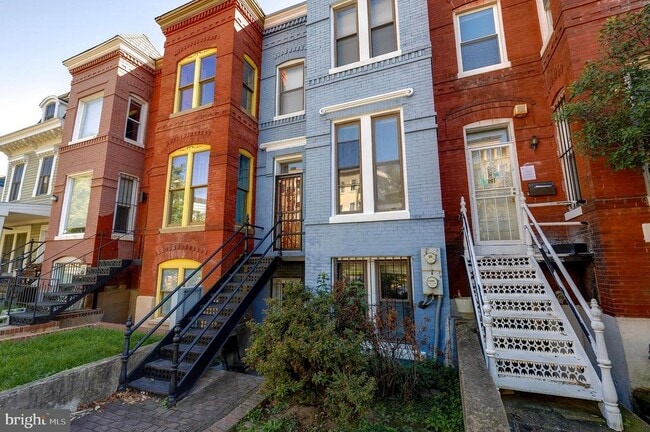 property at 2025 11th St NW