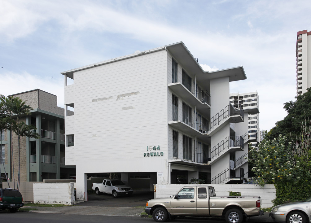 1544 Kewalo St in Honolulu, HI - Building Photo