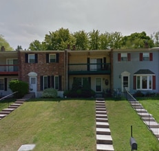 9 Colonial Way in Aston Township, PA - Building Photo - Building Photo