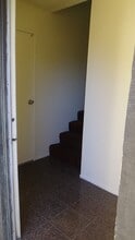 721 Summerwood Ln in Lompoc, CA - Foto de edificio - Building Photo