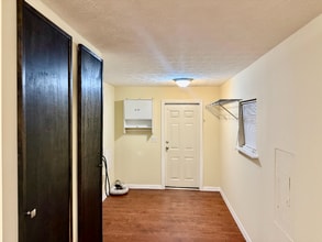 4635 Johns Cemetery Rd in Middleburg, FL - Foto de edificio - Building Photo