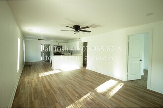 701 E Crawford St in Denison, TX - Building Photo - Building Photo