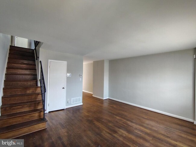 1431 Locust St