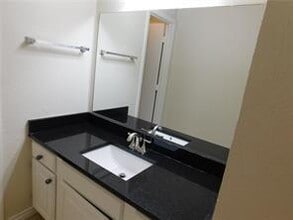 1503 Grantbrook Ln in Dallas, TX - Building Photo - Building Photo