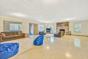 3303 Watson Rd, Unit Level 1 in St. Louis, MO - Building Photo