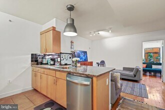 616 E St NW, Unit 1007 in Washington, DC - Building Photo - Building Photo