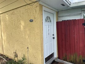 326 San Rafael St in Winter Springs, FL - Building Photo