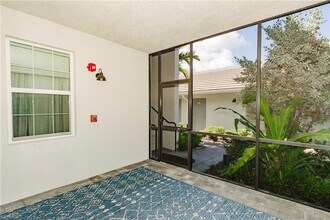 5427 Double Eagle Cir in Ave Maria, FL - Foto de edificio - Building Photo